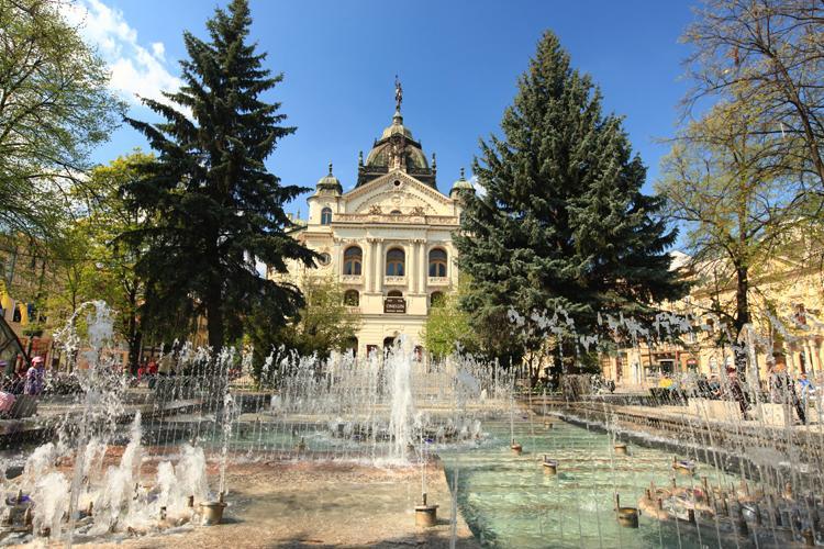 Hotel Gloria Palac Kosice Exterior photo